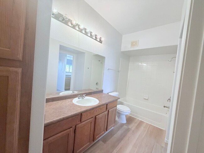 Building Photo - Lower than comps Tuscano condo