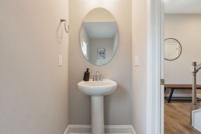 Building Photo - PARK FLEX STAYS - FULLY FURNISHED! Sunlit, Briar Chapel Retreat with Designer Finishes & Resort-S...