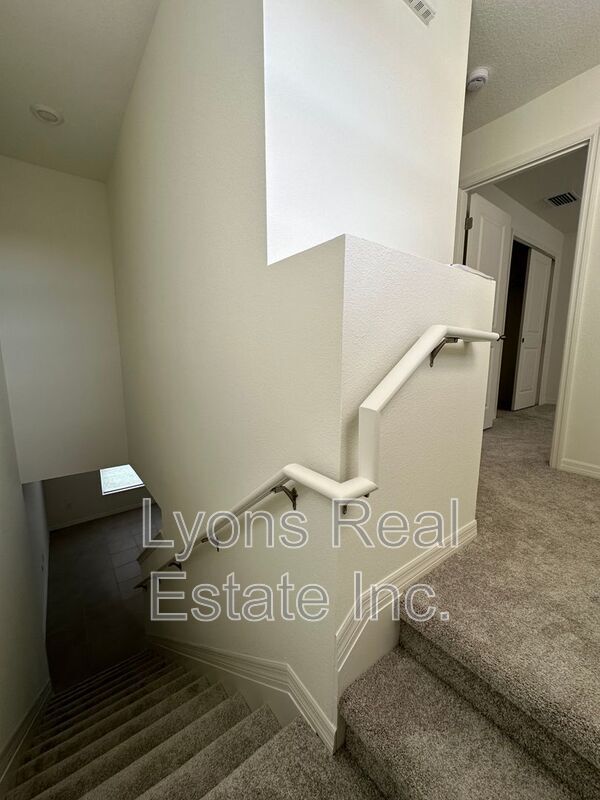 Building Photo - 15020 Caspian Tern Ct