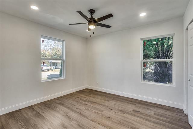 Building Photo - 901 Woodleigh Dr