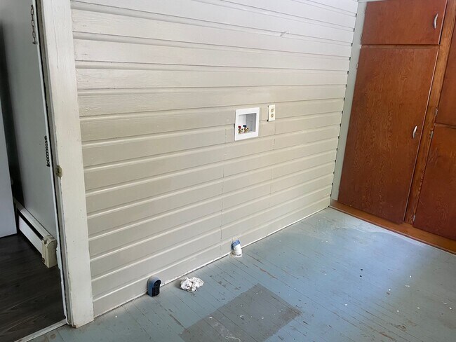 Building Photo - Beautiful 3 bed, 1 bath home located in As...