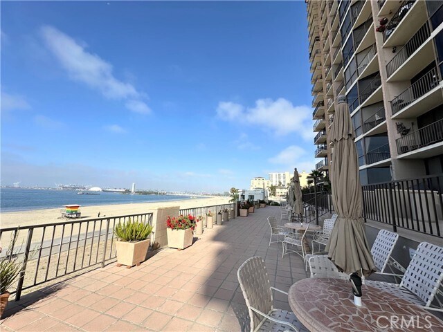 Building Photo - 1750 E Ocean Blvd