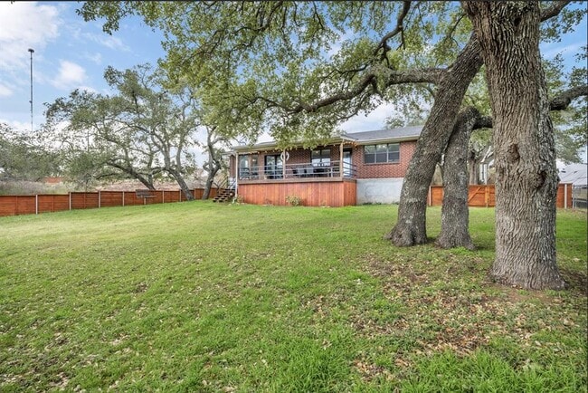 Building Photo - 112 Co Rd 139