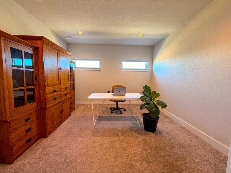 Upstair Multipurpose room - 11001 Charger Way