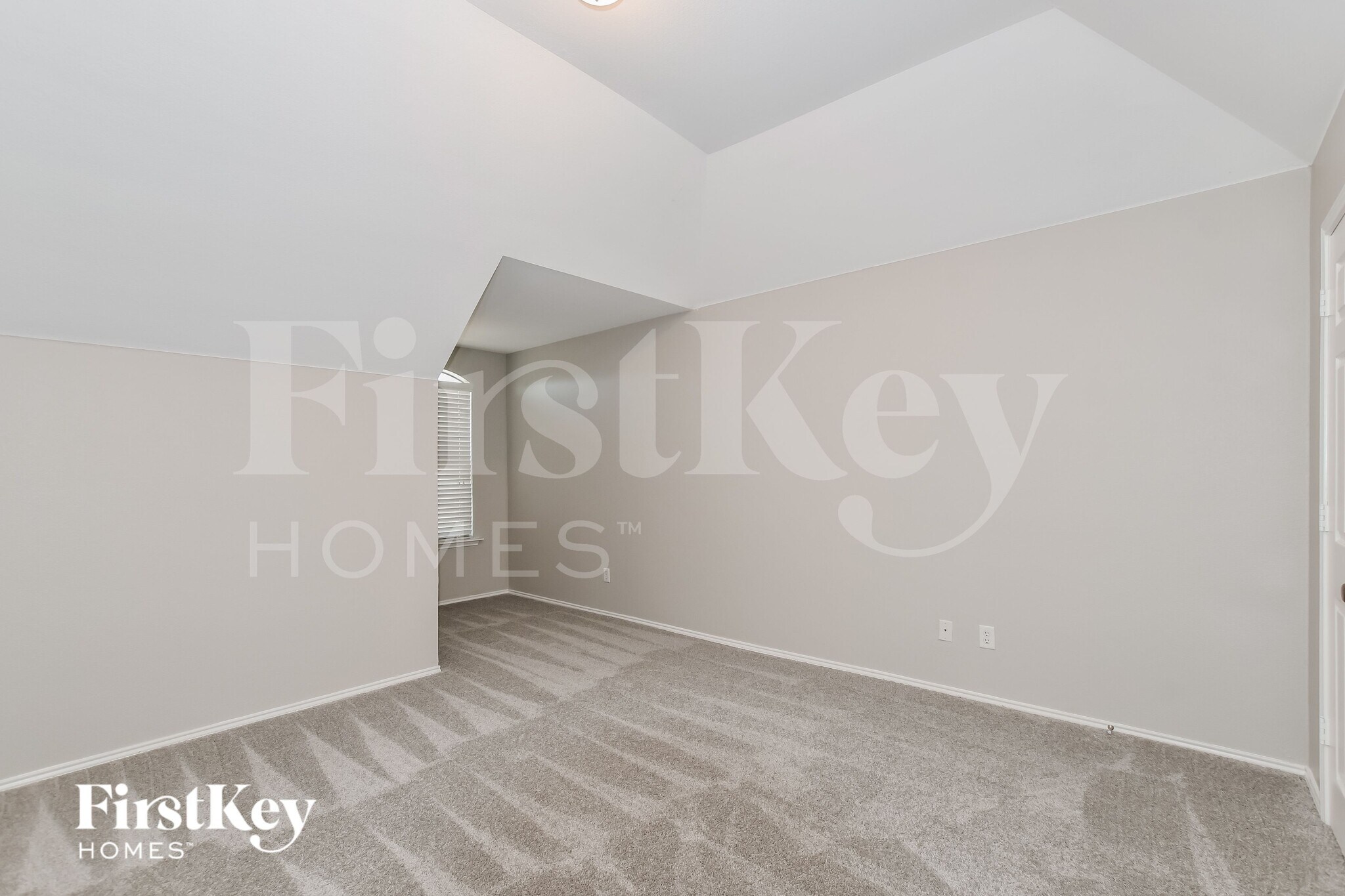 Building Photo - 4203 Lucy Ln