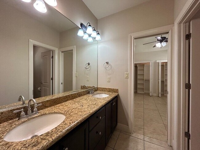 Building Photo - 3335 Hagen Lp