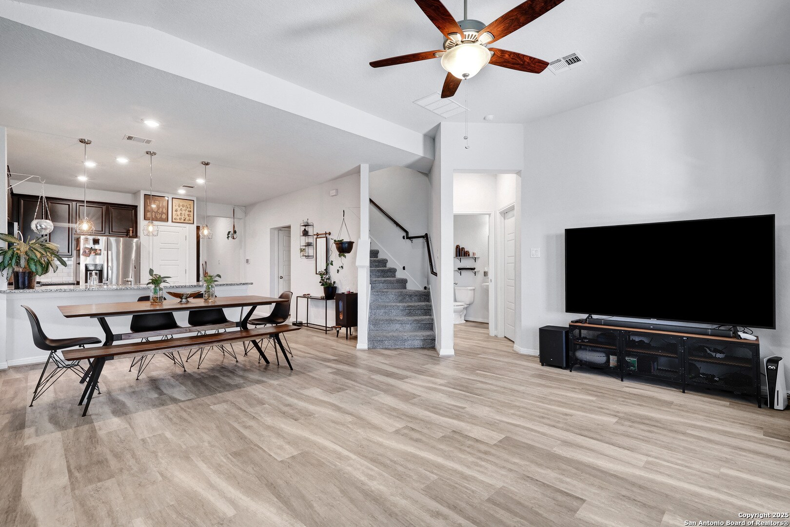 Building Photo - 5214 Seashore Blvd