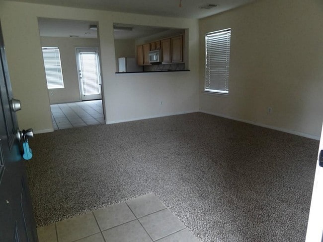 Building Photo - 3606 Avalon Castle Dr
