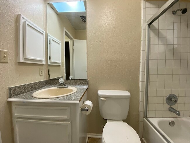 Building Photo - 10531 Golden Meadow Dr