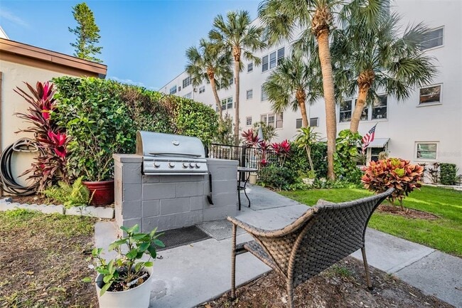 Building Photo - 5521 80th St N