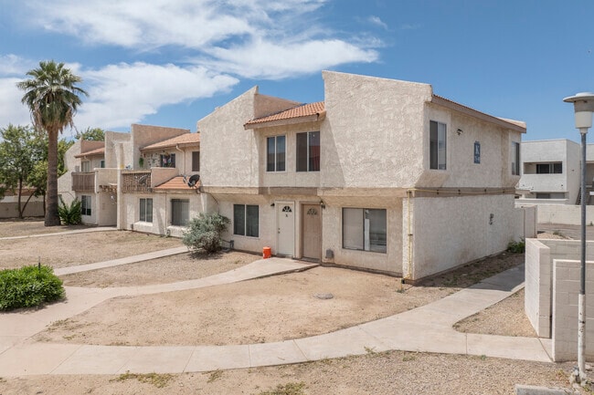 Primary Photo - El Sereno Apartments