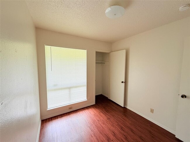 Building Photo - 5206 Village Trail