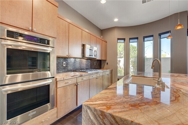 Building Photo - 9176 Worsley Park Pl