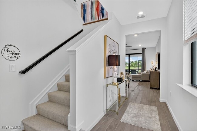 Building Photo - 1657 Serena Ave