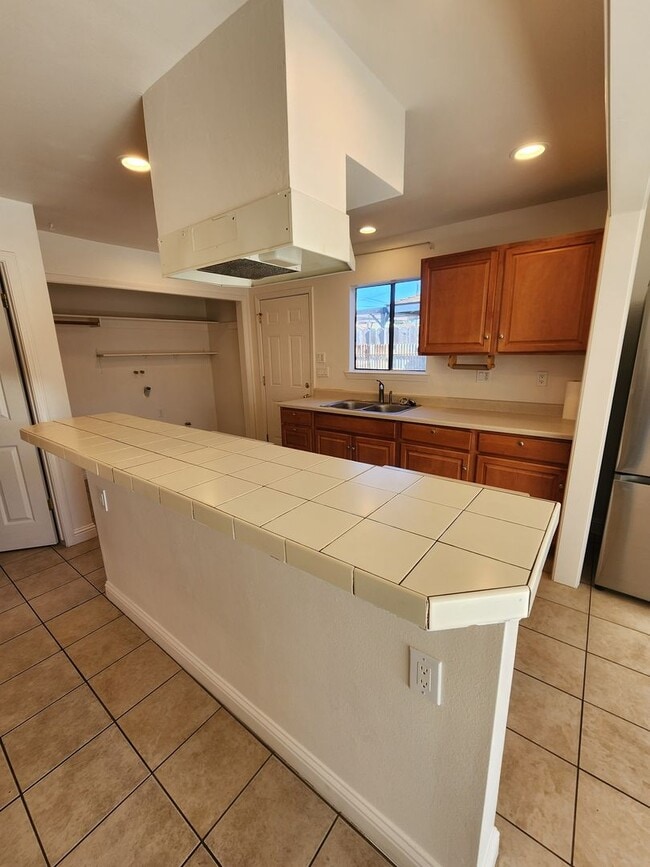 Building Photo - Bright Two-Story 3BR Home Near the Beach with Private Yard