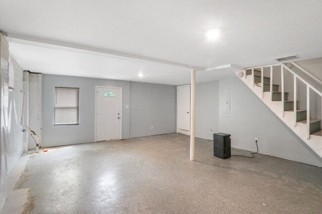 Building Photo - 3189 Ward Dr SW