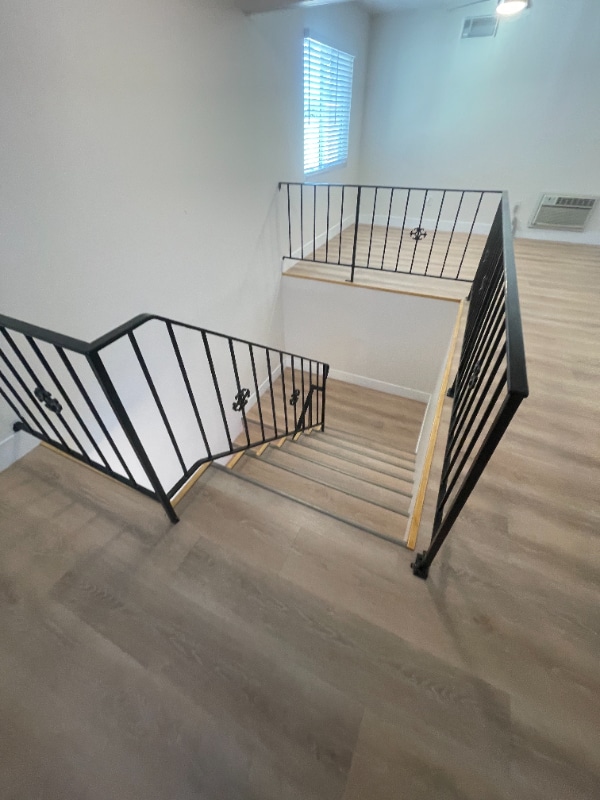 Building Photo - 563 S Fashion Park St