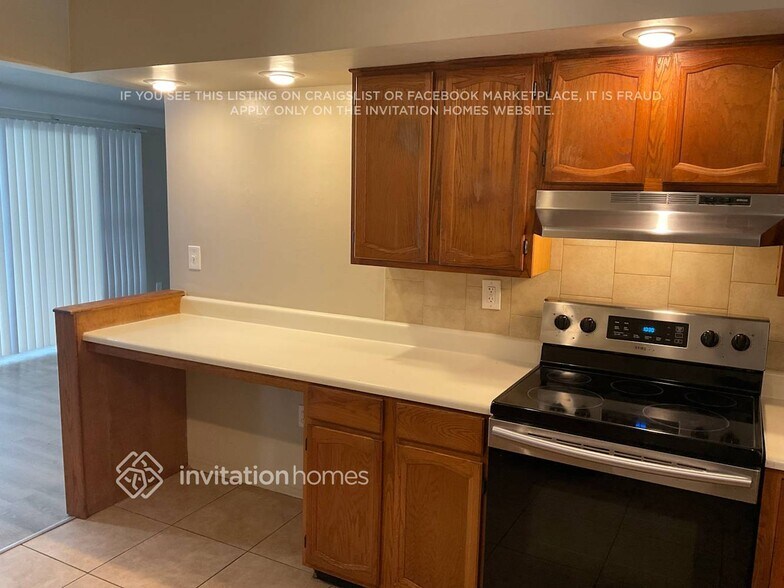 Building Photo - 2324 61st Way N