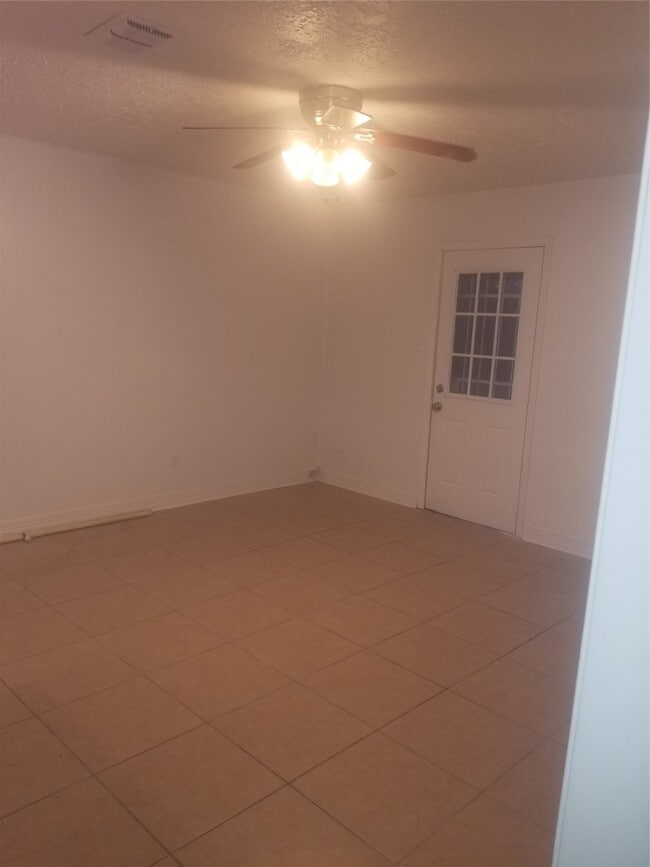Building Photo - 4503 Connorvale Rd