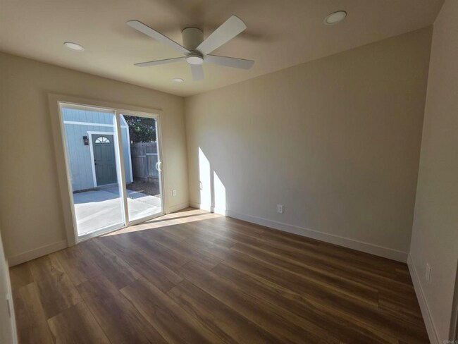 Building Photo - 1196 Danober Dr