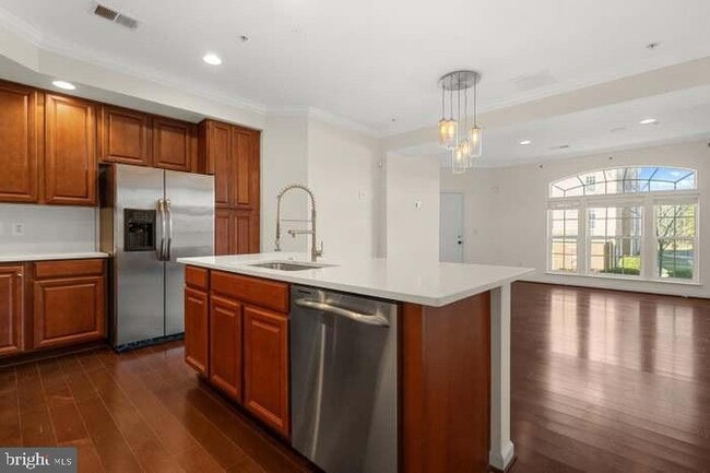 Building Photo - 21552 Romans Dr