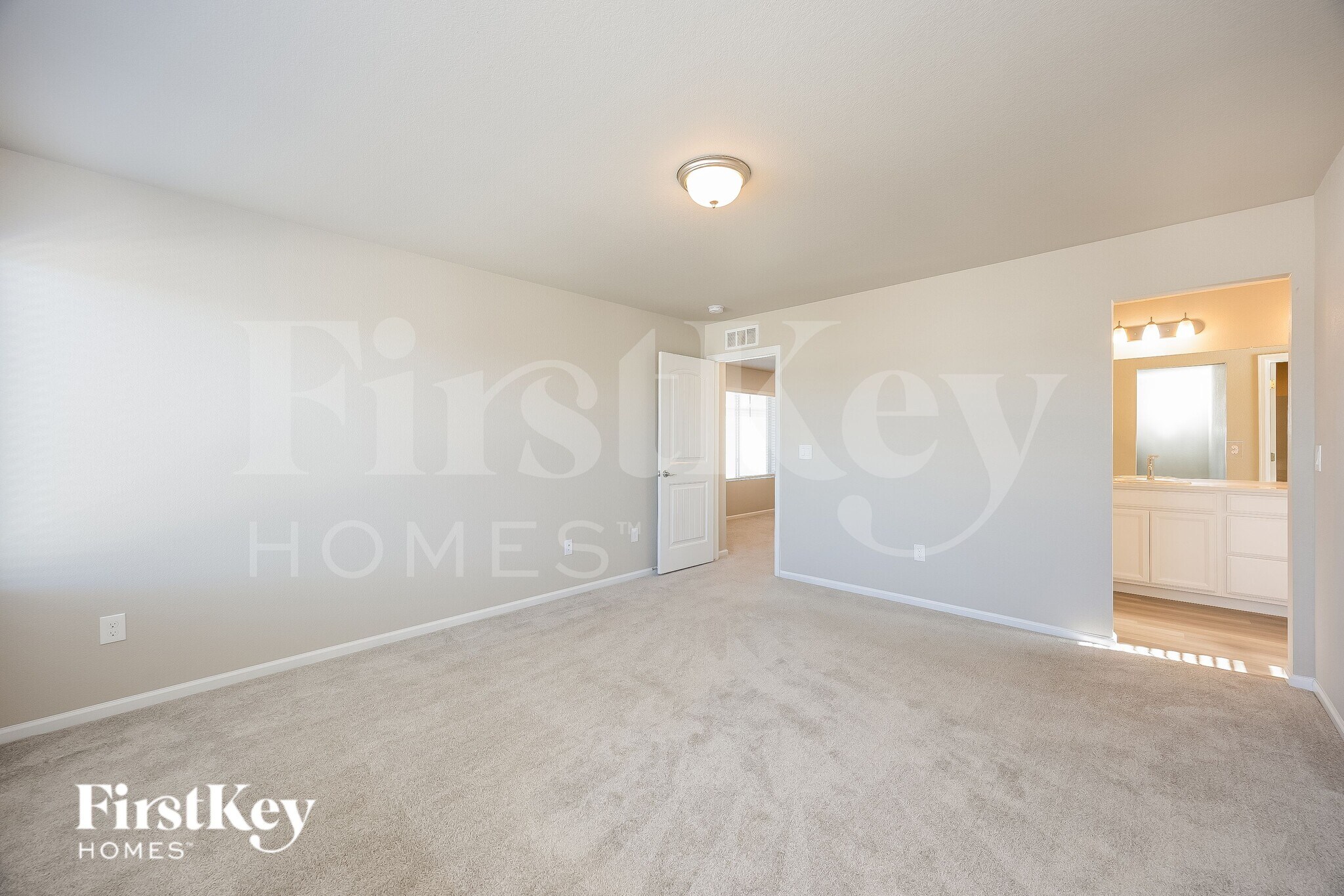 Building Photo - 11132 Murrelet Dr