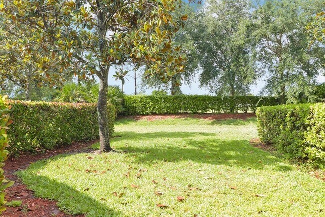 Building Photo - 6599 Old Farm Trail