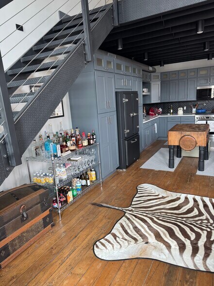 Kitchen - 5 S Market St