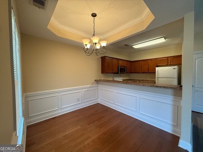 Building Photo - 161 Barfield Way