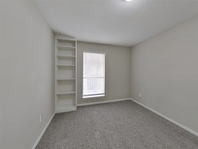 Building Photo - 20243 Smithfield Crossing Ln