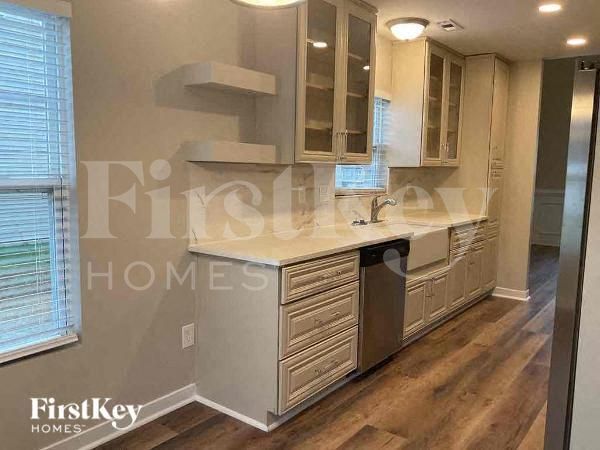 Building Photo - 1427 Long Paw Ln