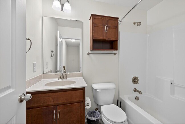 Building Photo - 3625 Tule Spring St