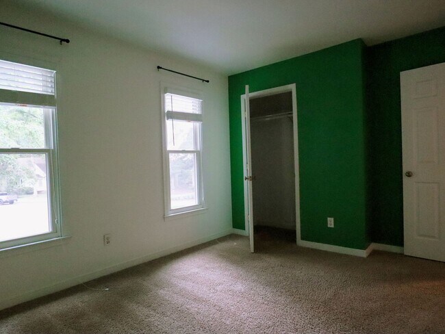 Building Photo - Arrowood Neighborhood Gem – 3BR Home Near ...