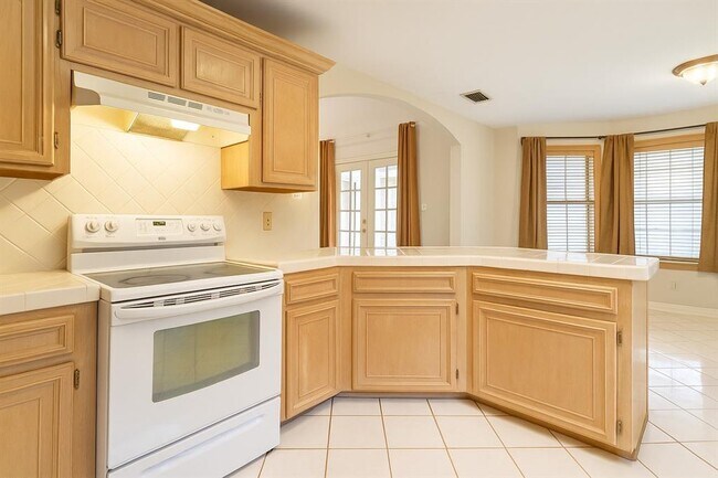 Building Photo - 3482 Chablis Dr