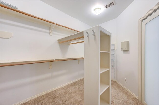 Building Photo - 13515 N Tracewood Bend