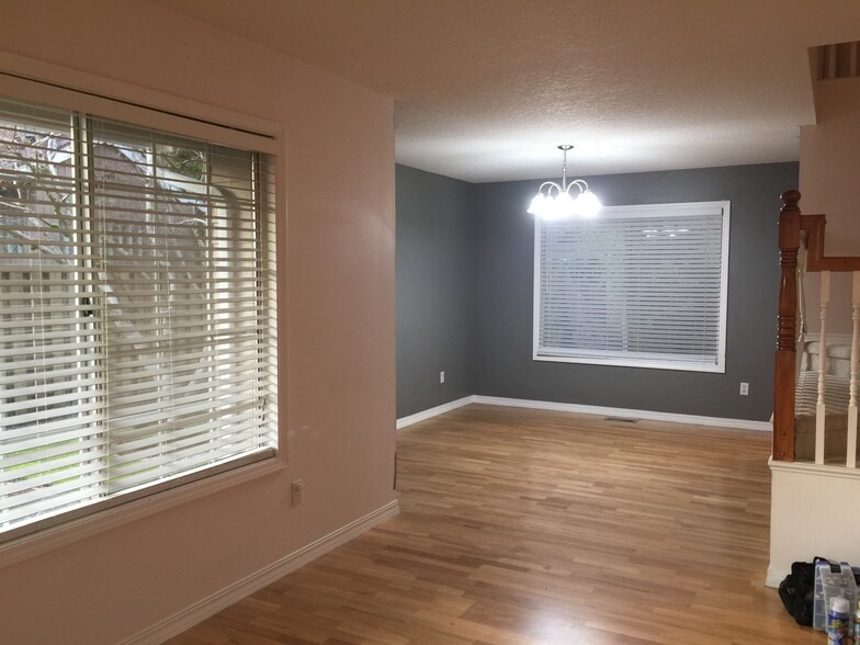 Building Photo - 15442 Partridge Dr