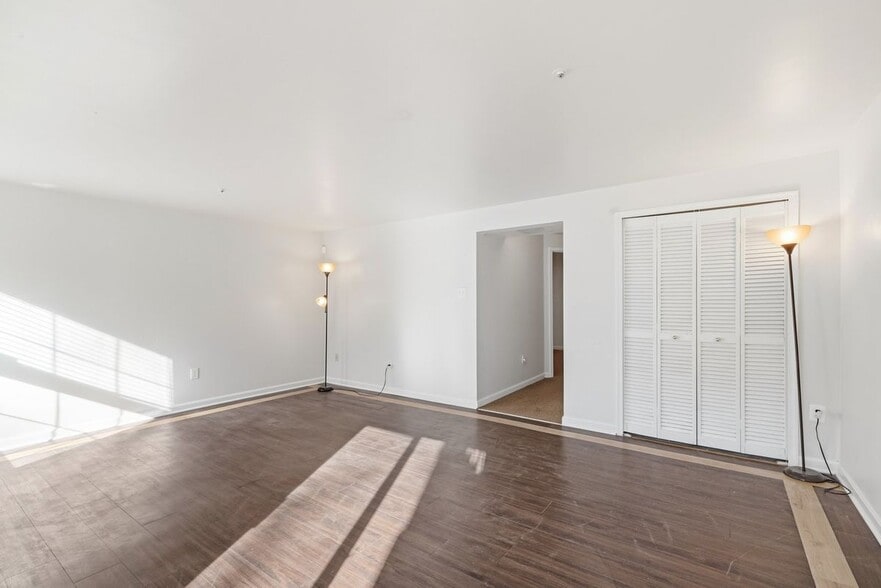 Building Photo - 3507 Corn Stream Rd