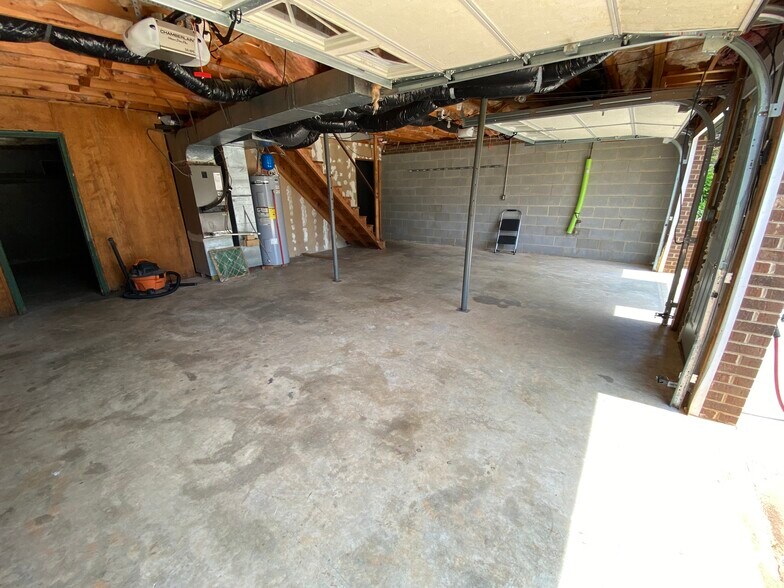 Building Photo - 164 Wachovia Ct