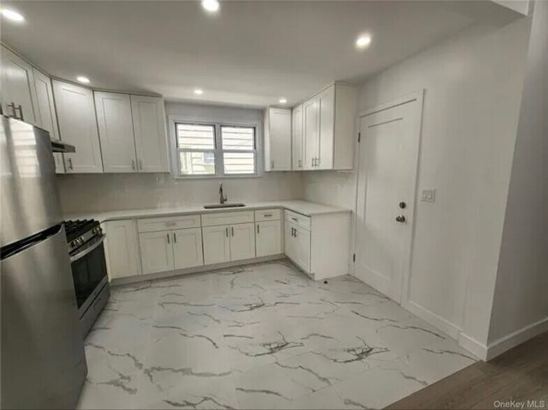 Building Photo - 45-58 172nd St