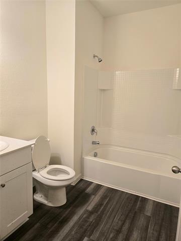 Building Photo - 1825 Sandlin Dr
