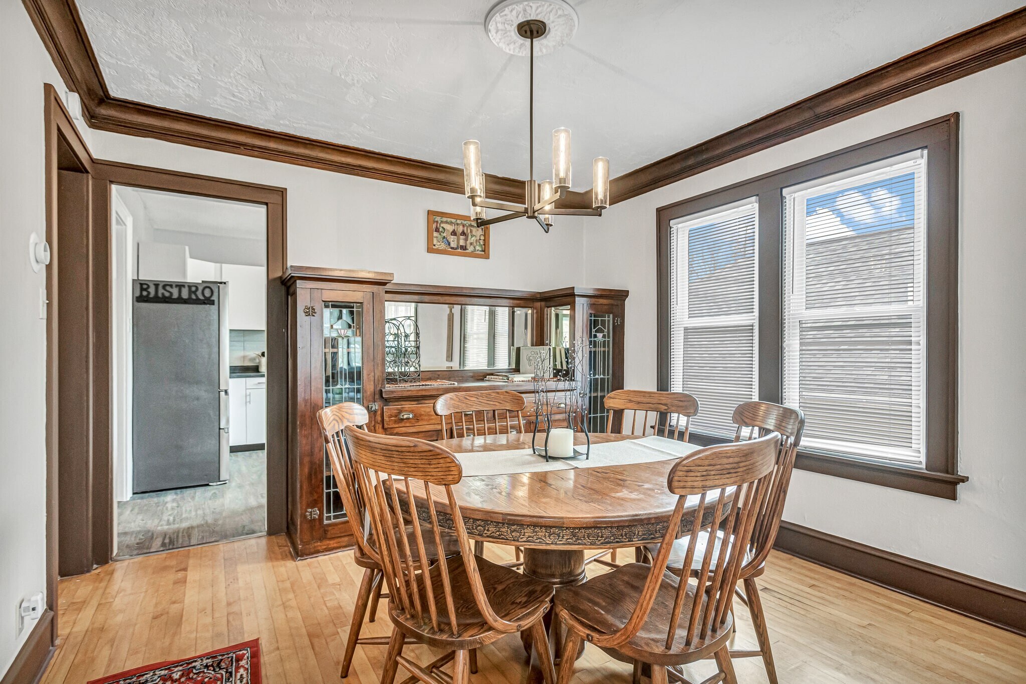 Building Photo - 817 Bell Ave