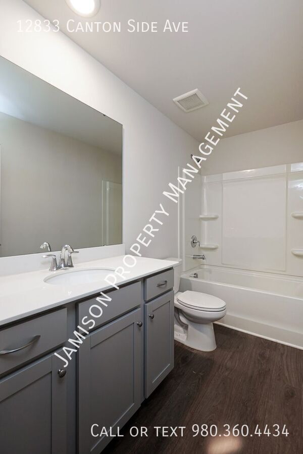 Building Photo - 12833 Canton Side Ave