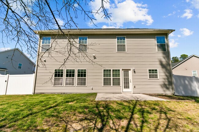 Building Photo - 34 Coswell Ct
