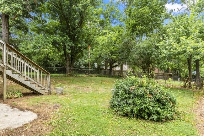 Building Photo - 2025 Langhorne Dr