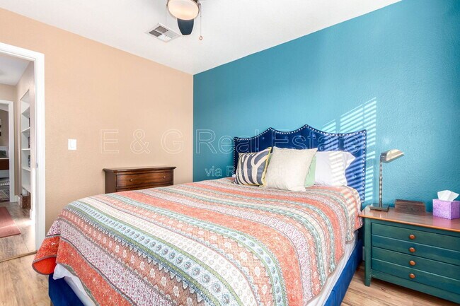 Building Photo - 1836 N Stapley Dr