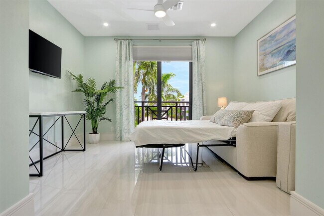 Building Photo - 1575 S Ocean Ln