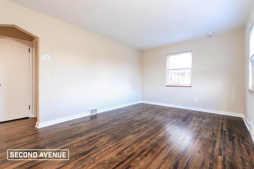 Building Photo - 3563 Middleboro Rd