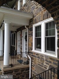 Building Photo - 33 Price Ave