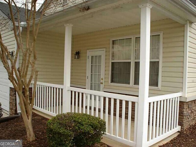 Building Photo - 972 Windcroft Cir NW