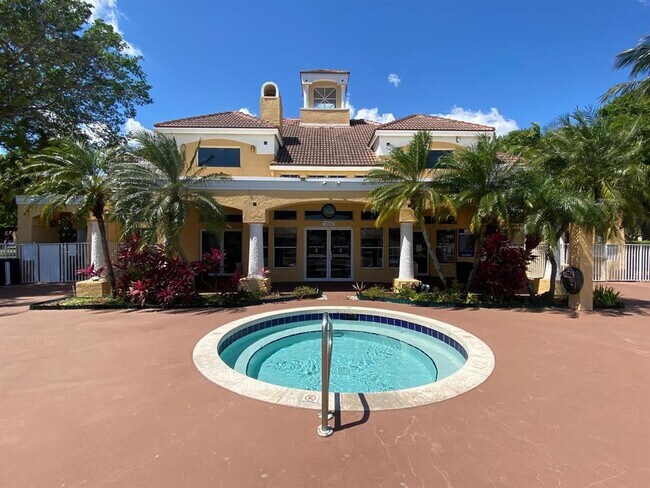 Building Photo - 2351 NW 33rd St